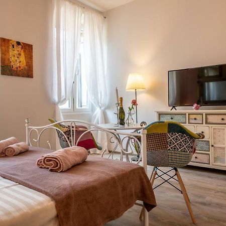 Old City Romantic Studios 3 PUY 외부 사진