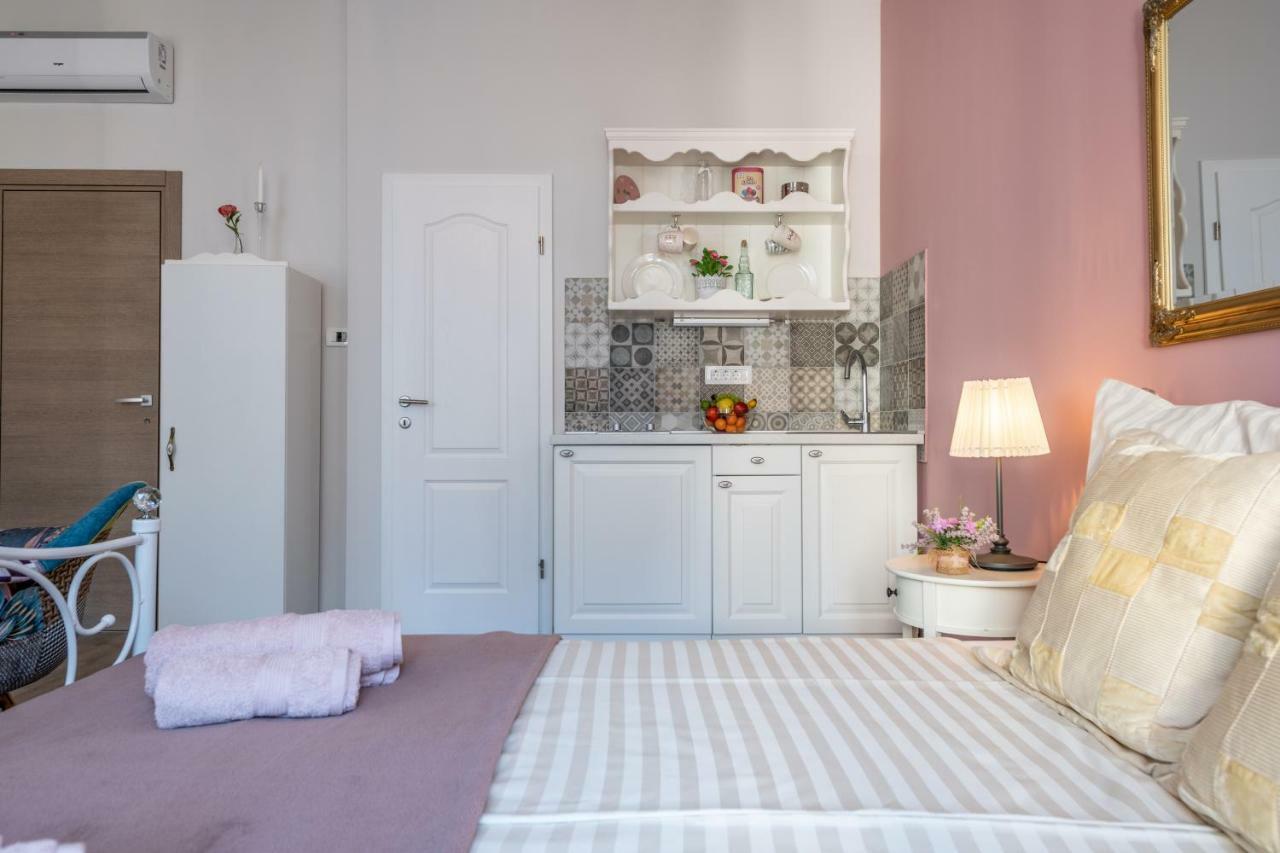 Old City Romantic Studios 3 PUY 외부 사진