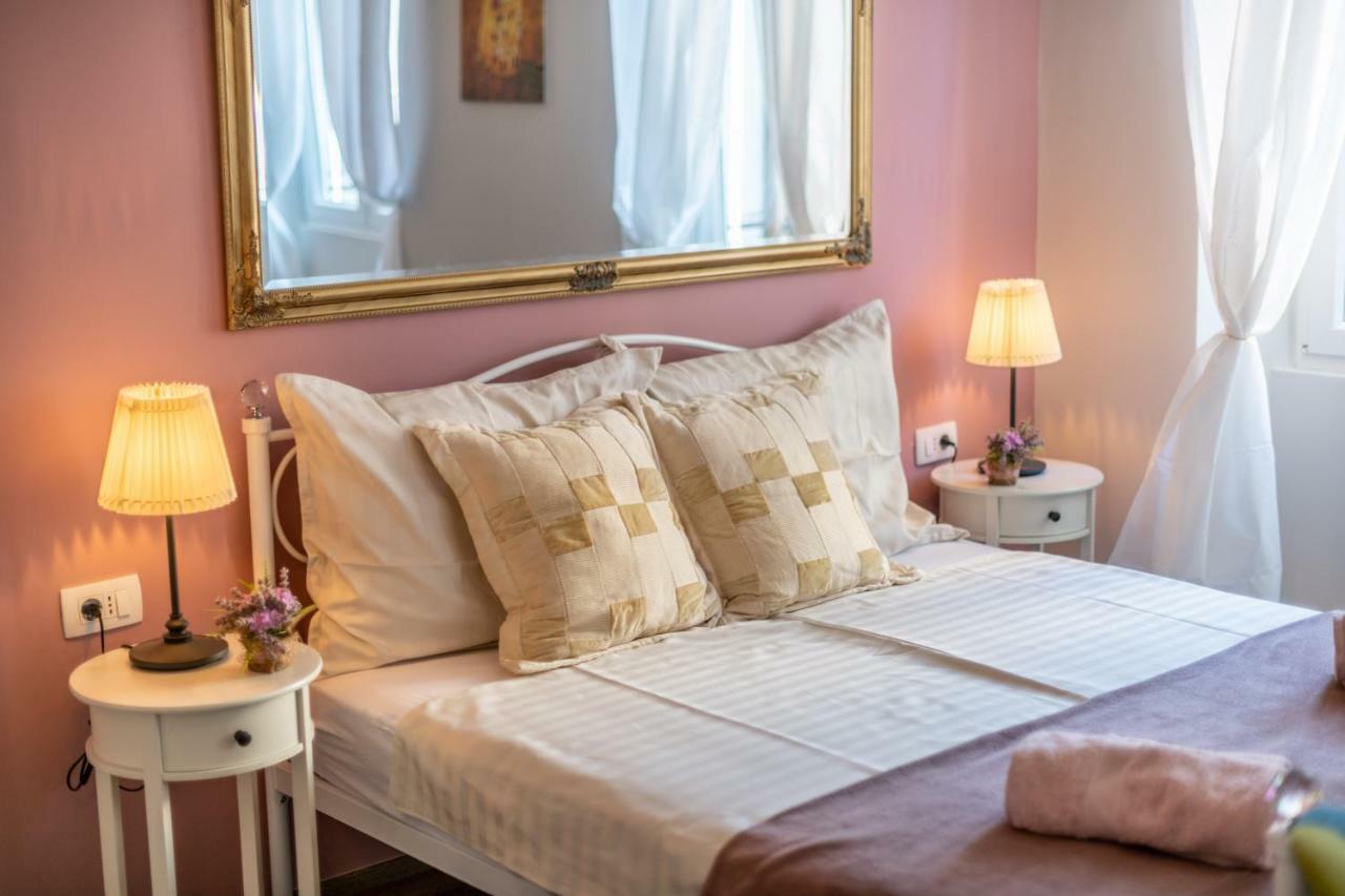 Old City Romantic Studios 3 PUY 외부 사진